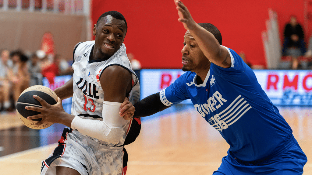 Luc Loubaki revient au LMB