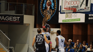 Phillip et les redgiants se qualifient en demi-finale