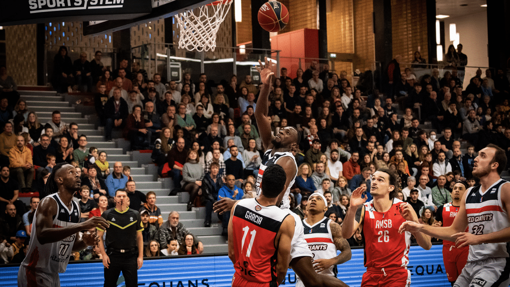 les redgiants et Luc Loubaki face au défi savoyard