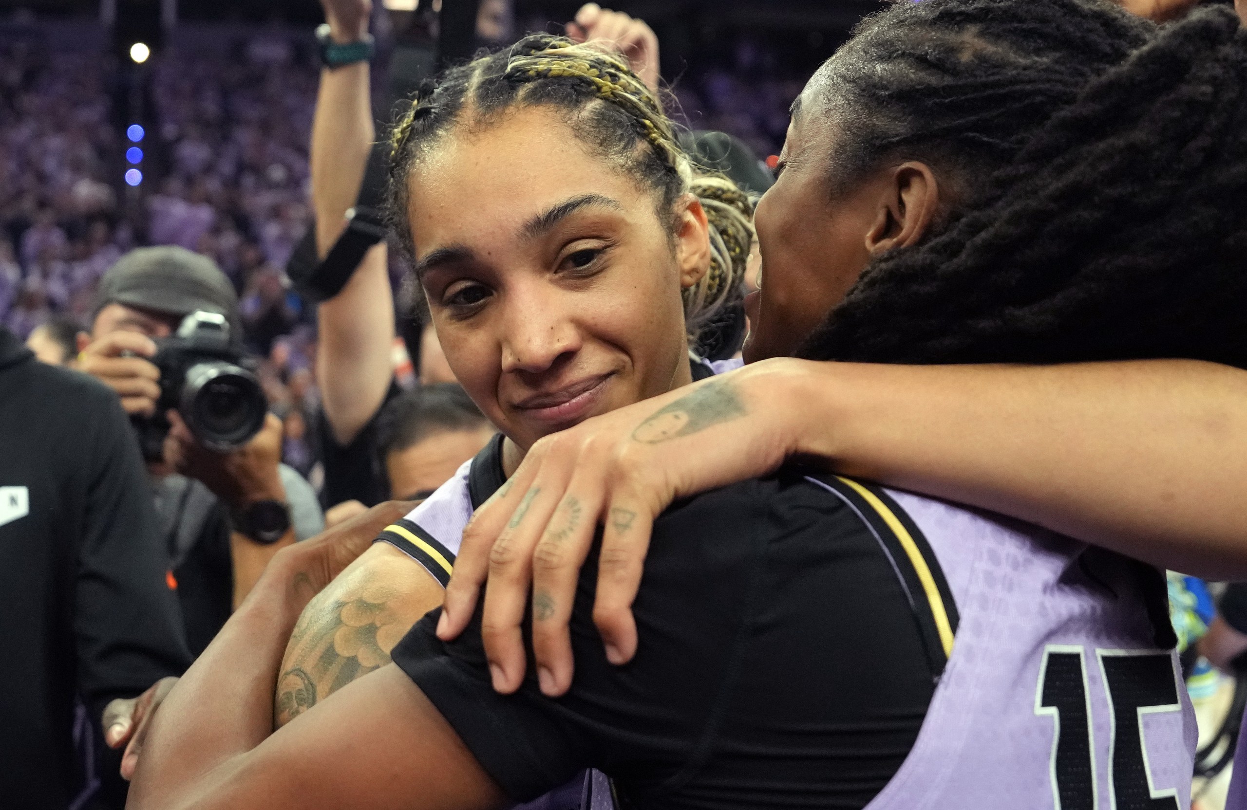 Gabby Williams encore décisive, le trio français de Golden State en demi-finales des playoffs WNBA !