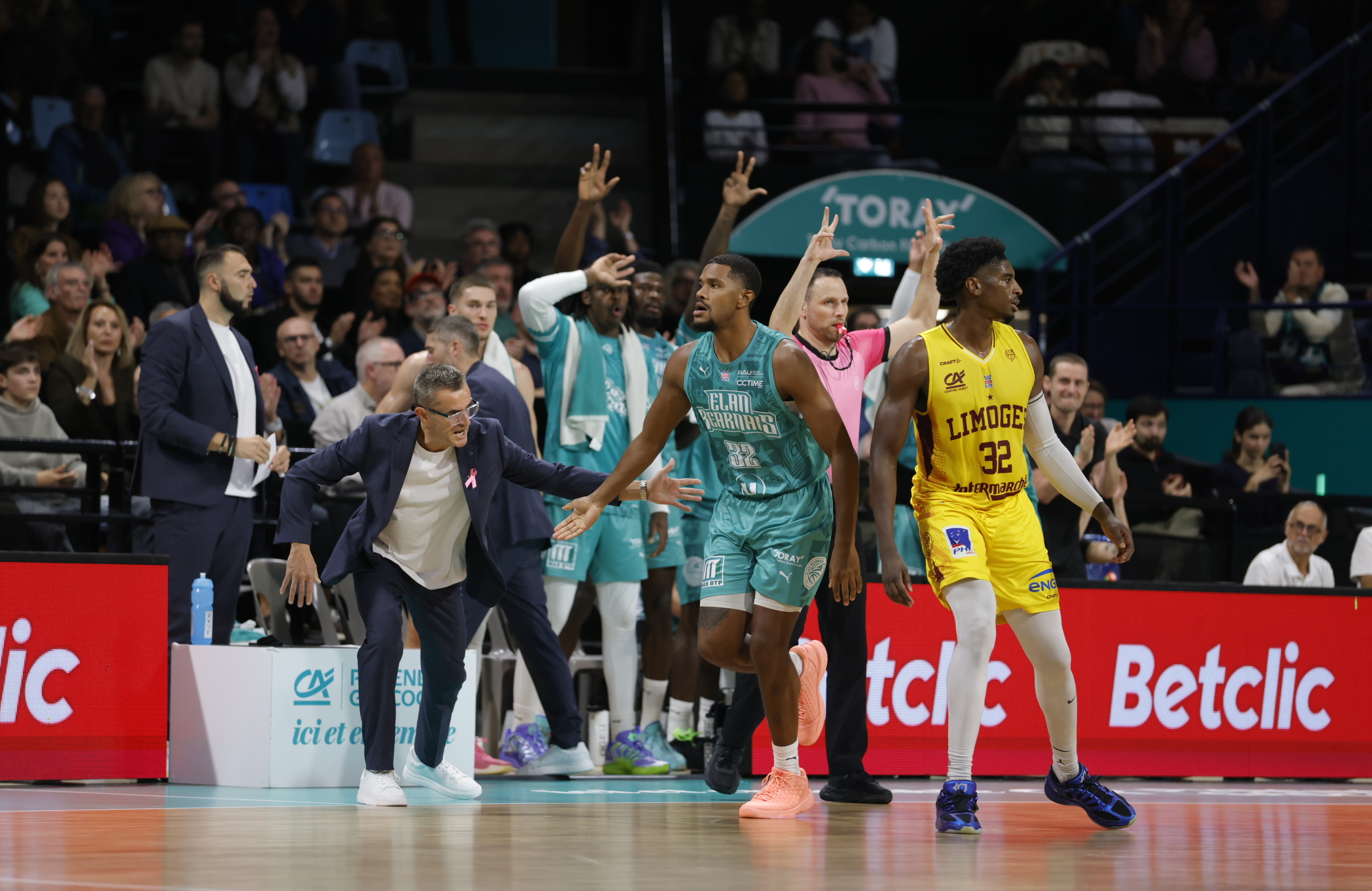 Mickaël Hay après la victoire de Pau contre Limoges : « On a eu un peu la peur de gagner »