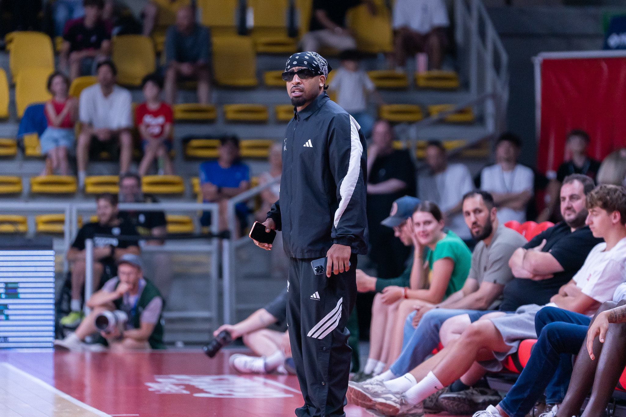 Vidéo] Quand Marcus Keene pète les plombs après un match : l’ancien strasbourgeois menacé de poursuites judiciaires