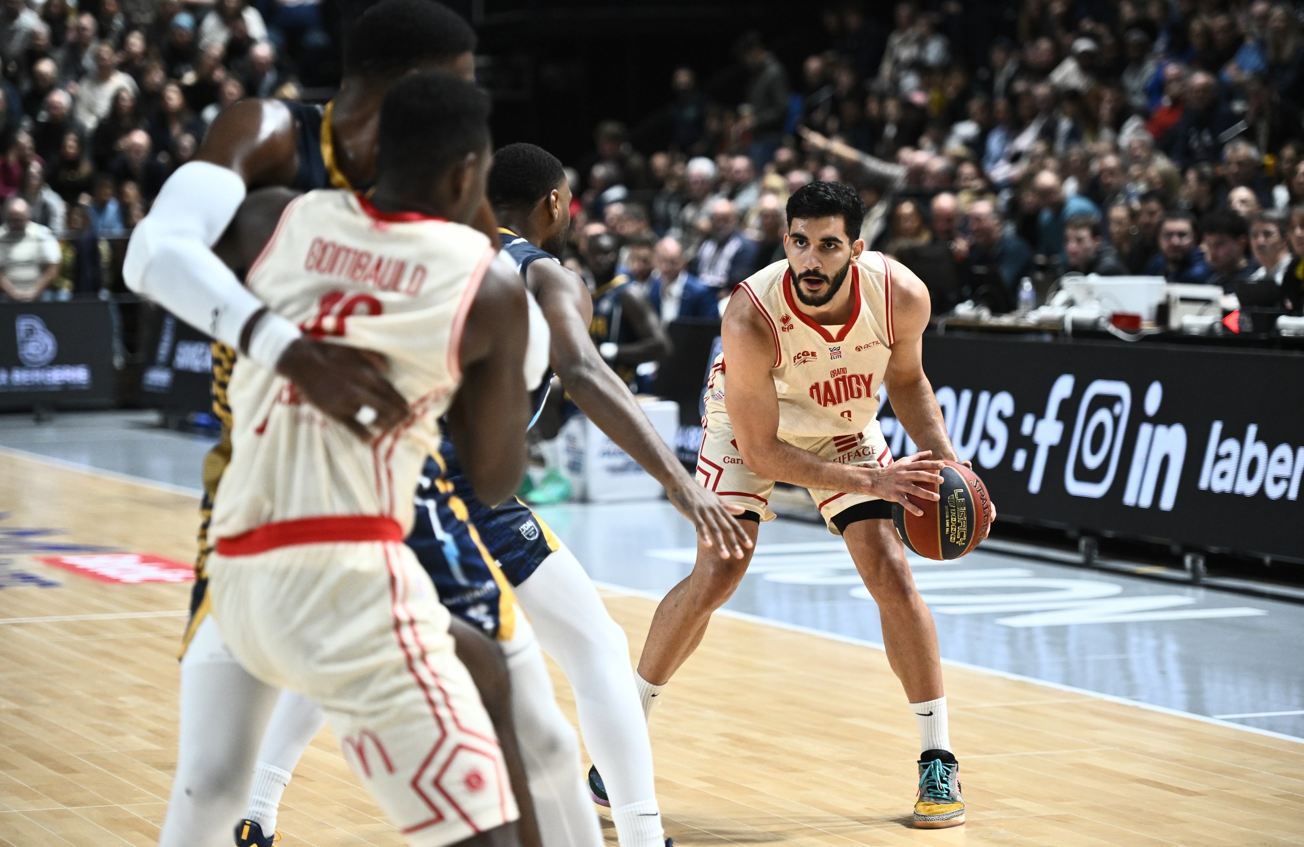 Le leader est tombé : Dijon se fait surprendre à domicile par une équipe de Nancy injouable !
