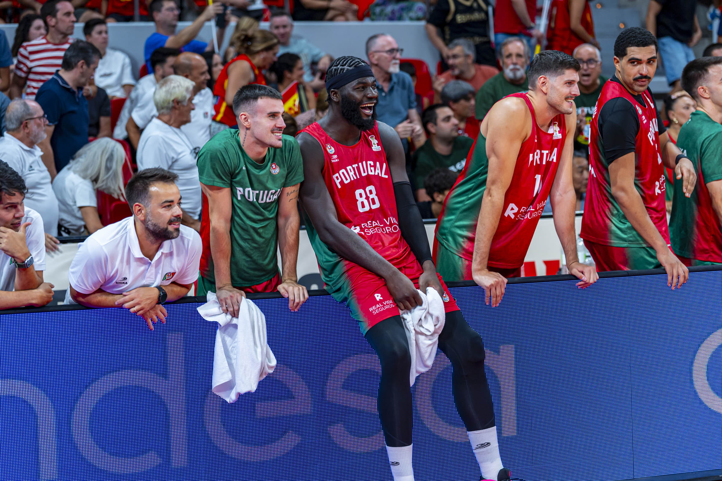 Le Portugal bat l’Espagne pour la première fois de son histoire !