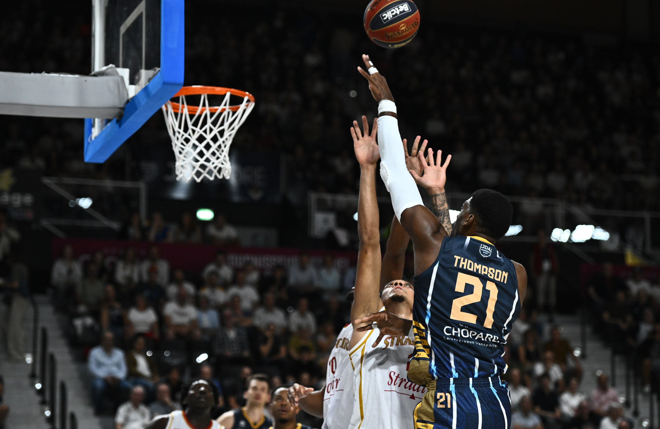Dijon laisse Strasbourg sur place en ouverture de la Betclic ELITE