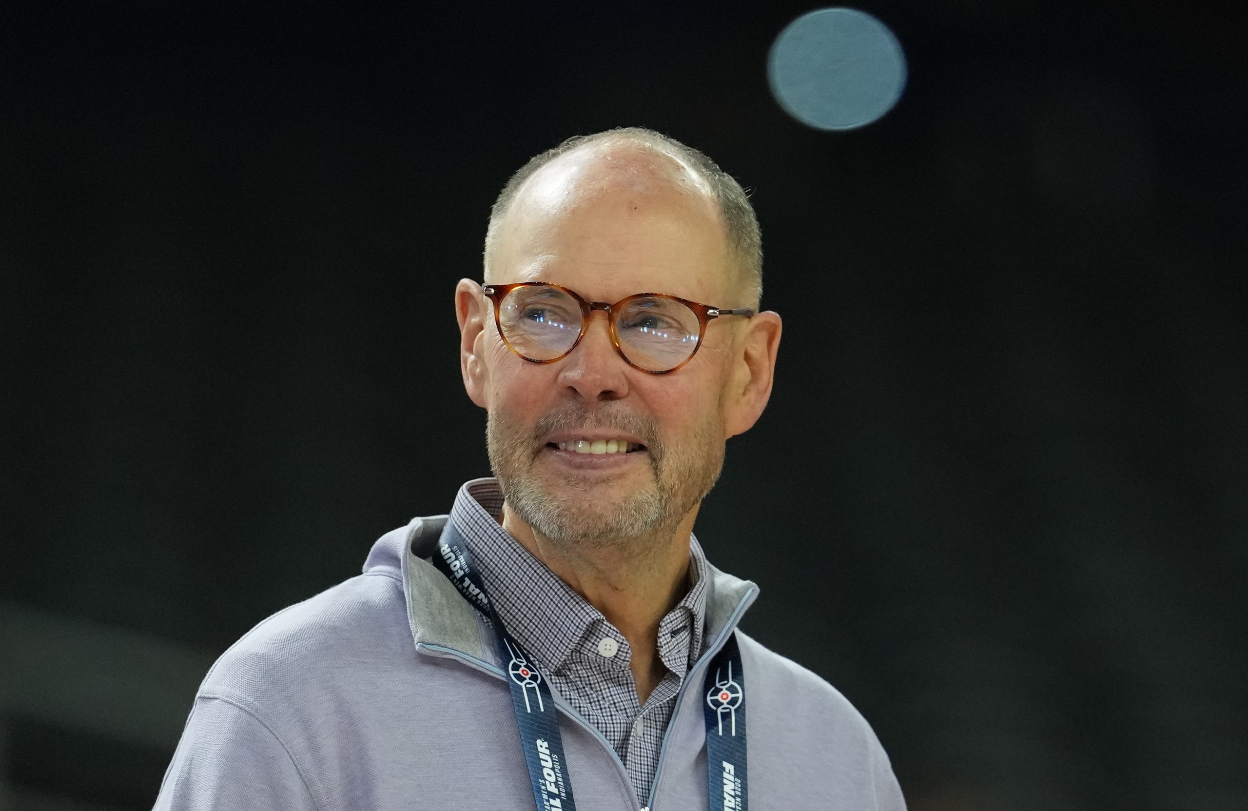 Une page va se tourner en NBA : Ernie Johnson annonce son départ d'« Inside the NBA » après 37 saisons