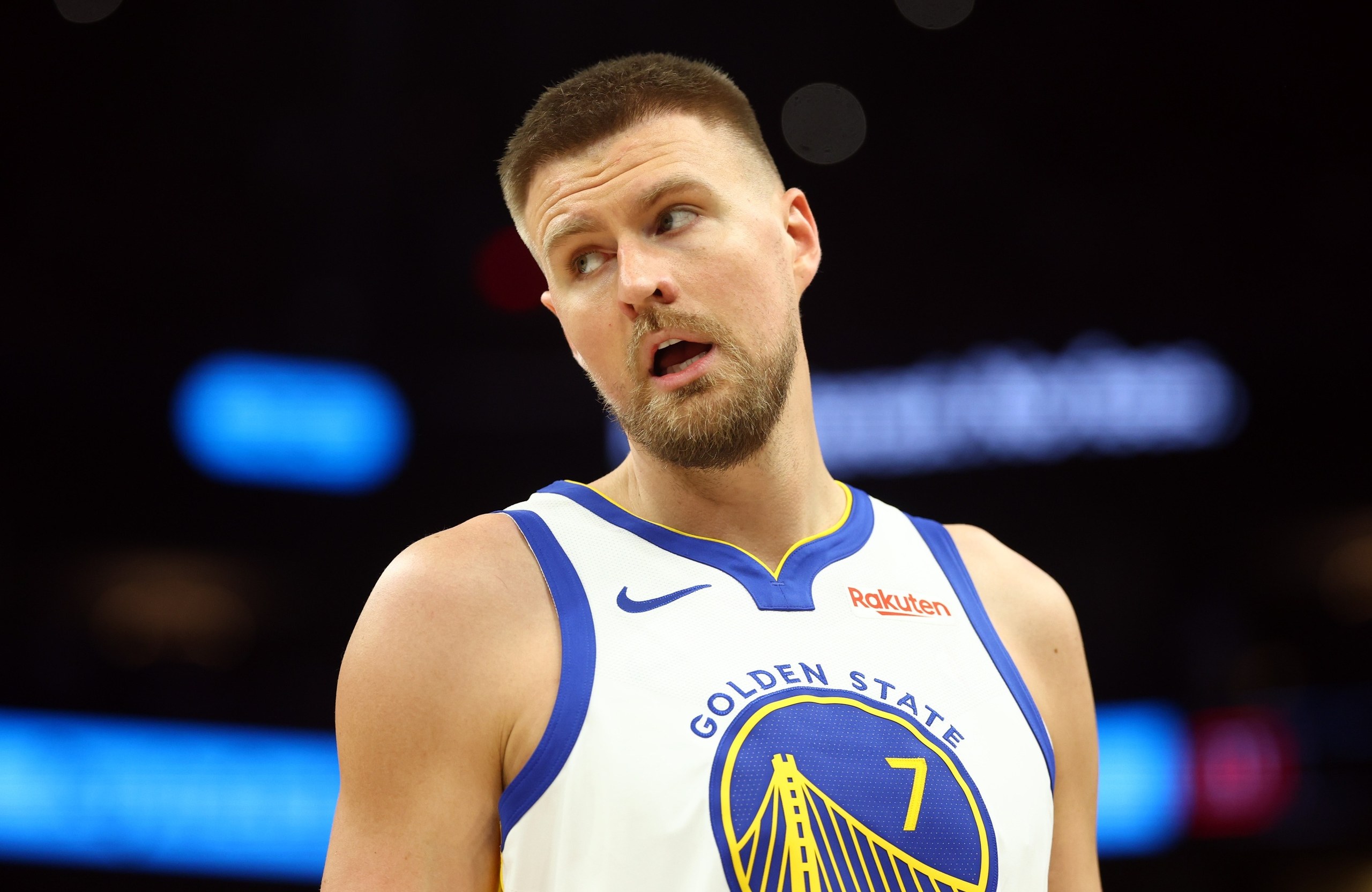 Kristaps Porzingis forfait pour le début de préparation des Warriors