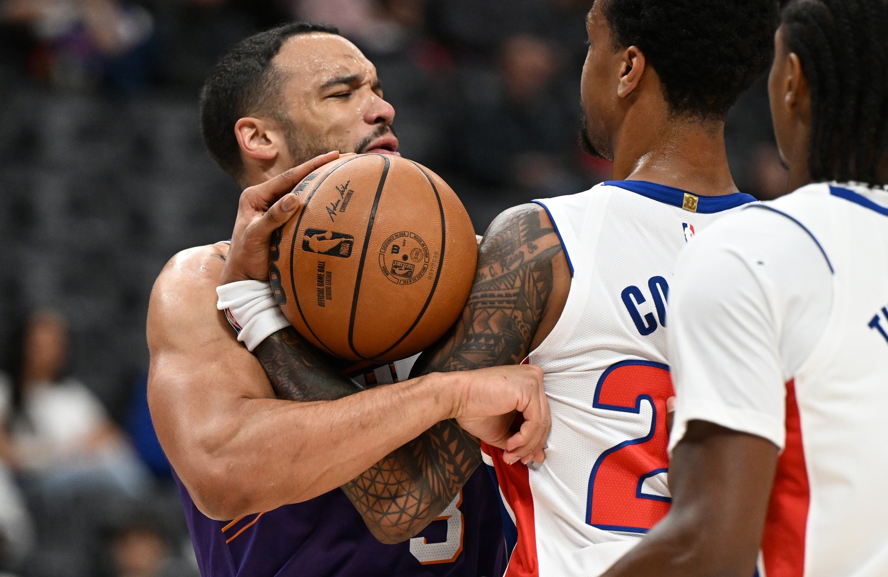 "John Collins a essayé de m'étrangler" assure Dillon Brooks